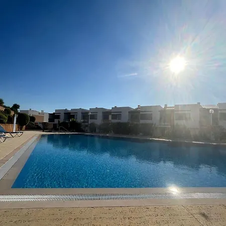Willa Ocean View Residences 3 Bedroom Villa's Sea View 28 *